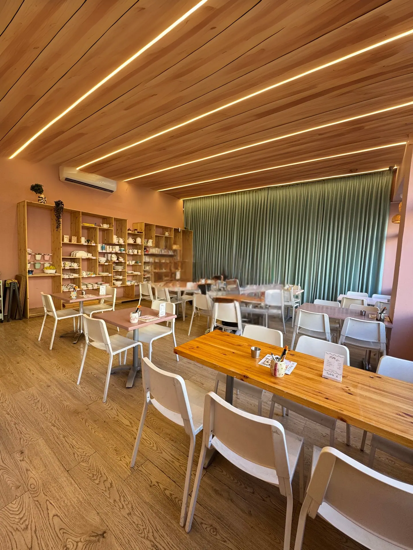 Booking a pottery painting session at Jay Clay